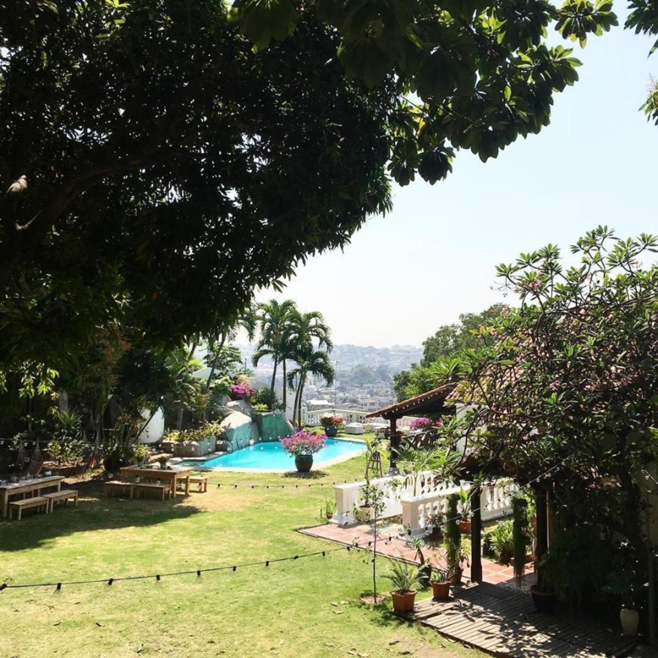Iguanazu Bed & Breakfast Guayaquil Luaran gambar